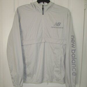New Balance Mens L/S Lt. Gray Hoodie Runner Windbreaker NWT - Size Large